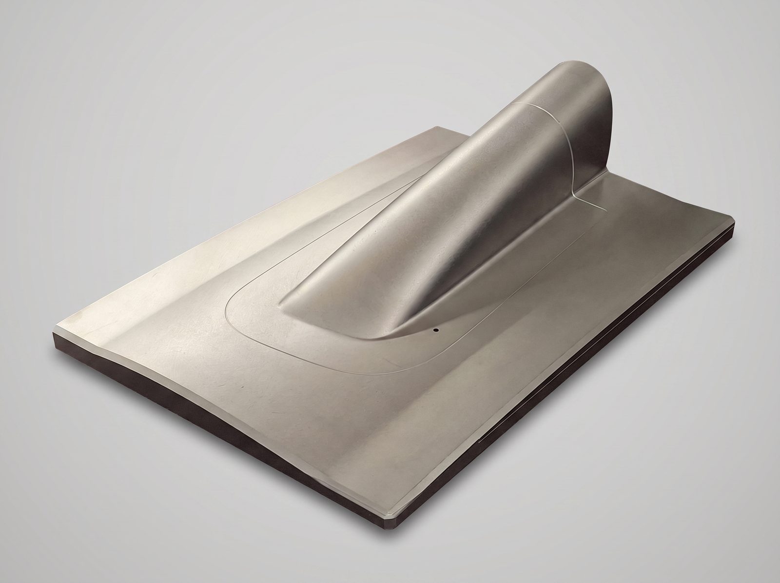 Le même outillage de moule composite après finition CNC